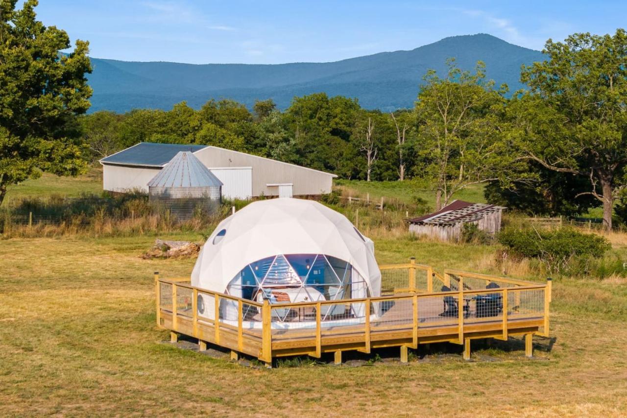 Tranquil Dome At Faraway Camp Guest House Luray Exterior photo
